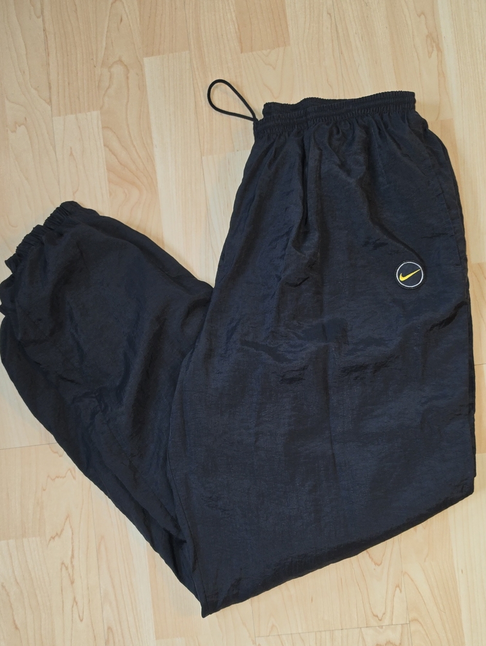 Vintage Y2k Nike Men’s Black Track Pants with Yellow Swoosh Baggy Athletic XL